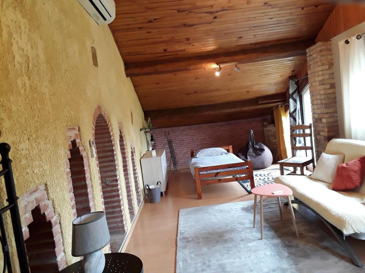 La Louisiane 31 Acomodação com café da manhã Villefranche-de-Lauragais Exterior foto